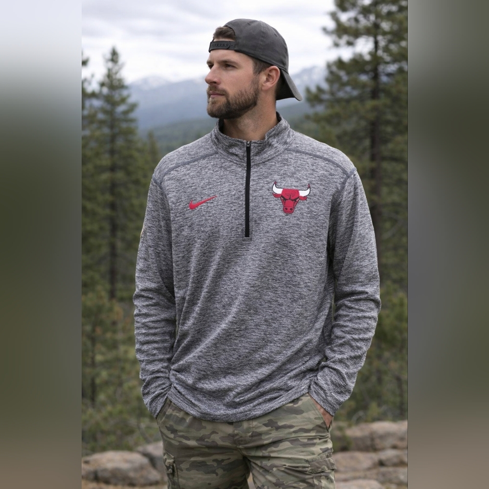Nike Dri-Fit Chicago Bulls Gray Long Sleeve Basketball Streetwear Athleisure